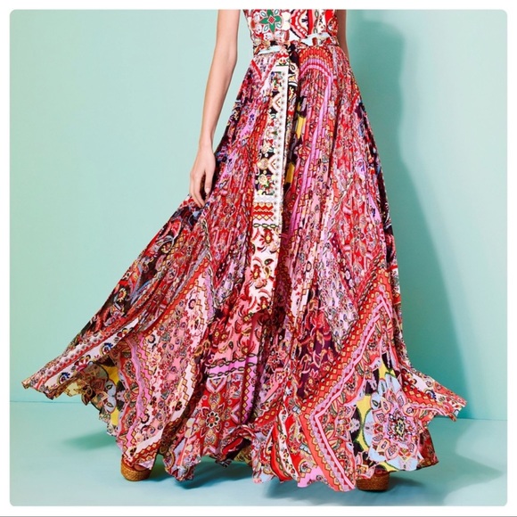 ALICE + OLIVIA Deona Pleated Maxi Dress - Picture 4 of 14